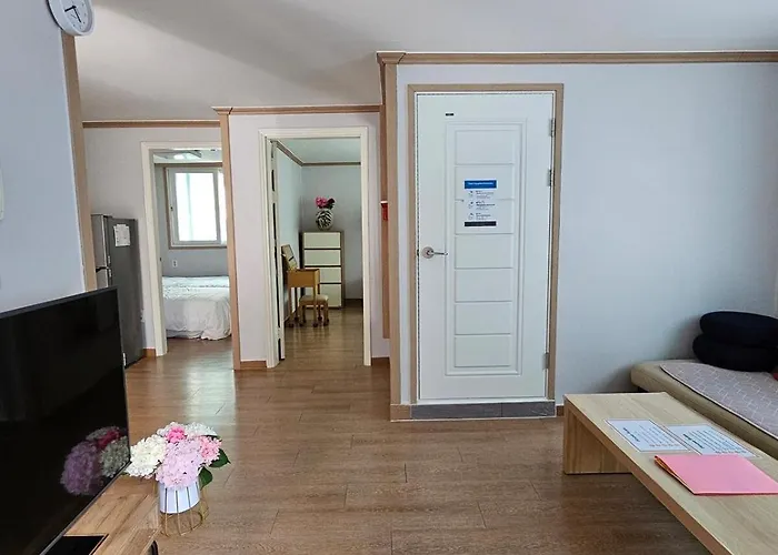 Apartamento Joyㅡgroups & Families Up To 17ㅡ6br Whole Houseㅡwalk To Gyeongbokgung *