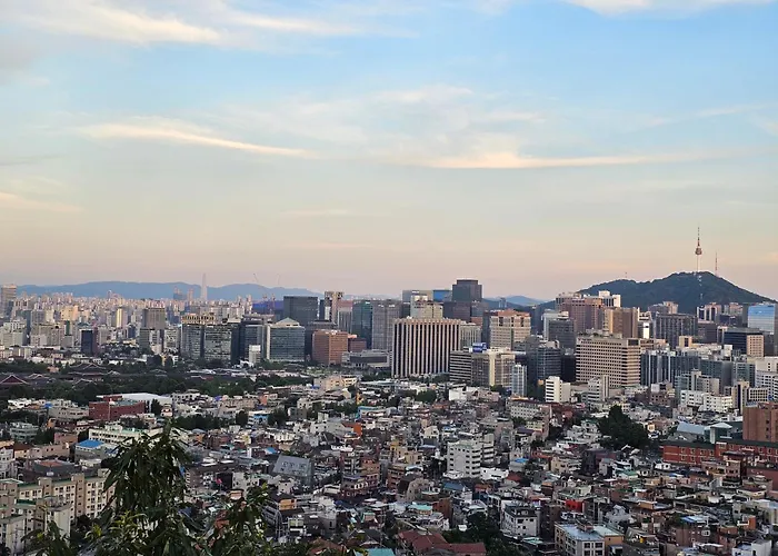 Joyㅡgroups & Families Up To 17ㅡ6br Whole Houseㅡwalk To Gyeongbokgung *