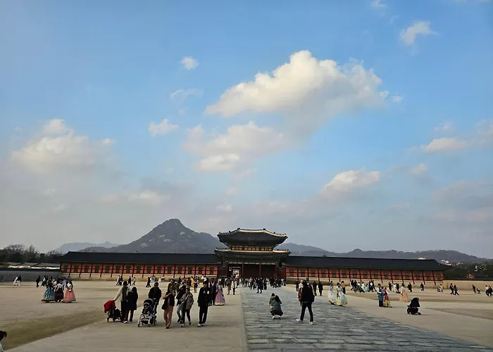 Joyㅡgroups & Families Up To 17ㅡ6br Whole Houseㅡwalk To Gyeongbokgung Seúl