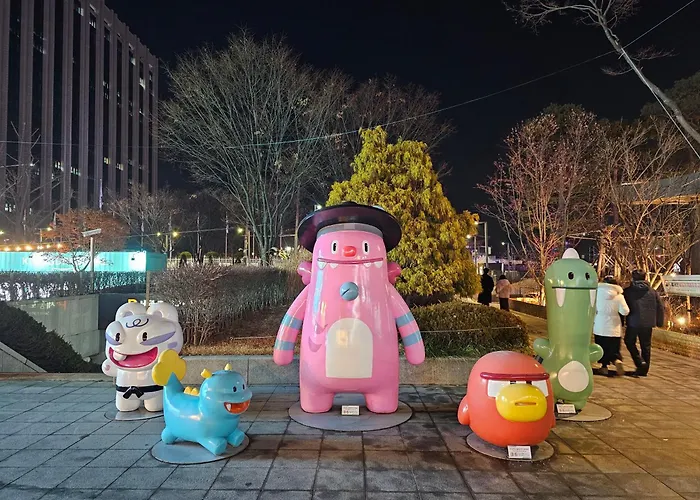 Joyㅡgroups & Families Up To 17ㅡ6br Whole Houseㅡwalk To Gyeongbokgung Apartamento