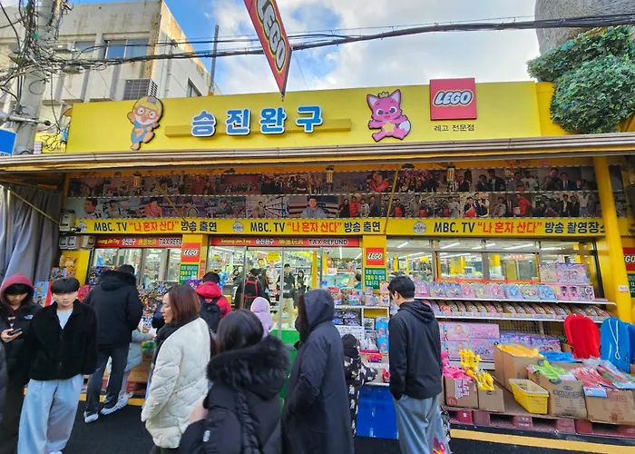 Joyㅡgroups & Families Up To 17ㅡ6br Whole Houseㅡwalk To Gyeongbokgung *