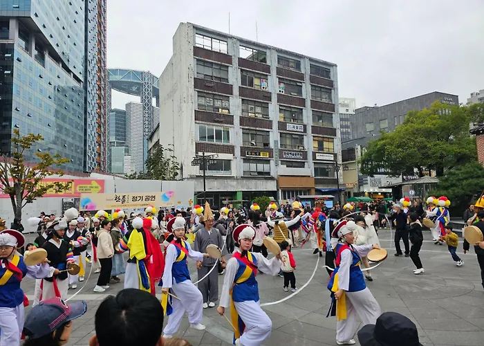 Apartamento Joyㅡgroups & Families Up To 17ㅡ6br Whole Houseㅡwalk To Gyeongbokgung Seúl