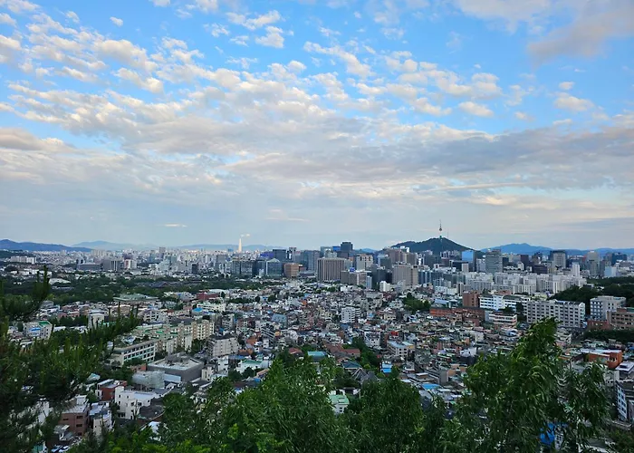 Joyㅡgroups & Families Up To 17ㅡ6br Whole Houseㅡwalk To Gyeongbokgung *