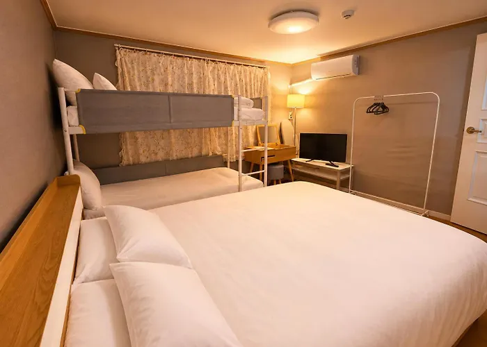Apartamento Joy - Groups & Families Up To 16 - 6br Private House - Walk To Gyeongbokgung Seul